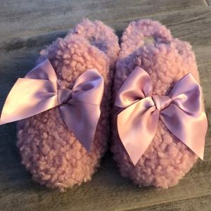 New girl ugh slippers